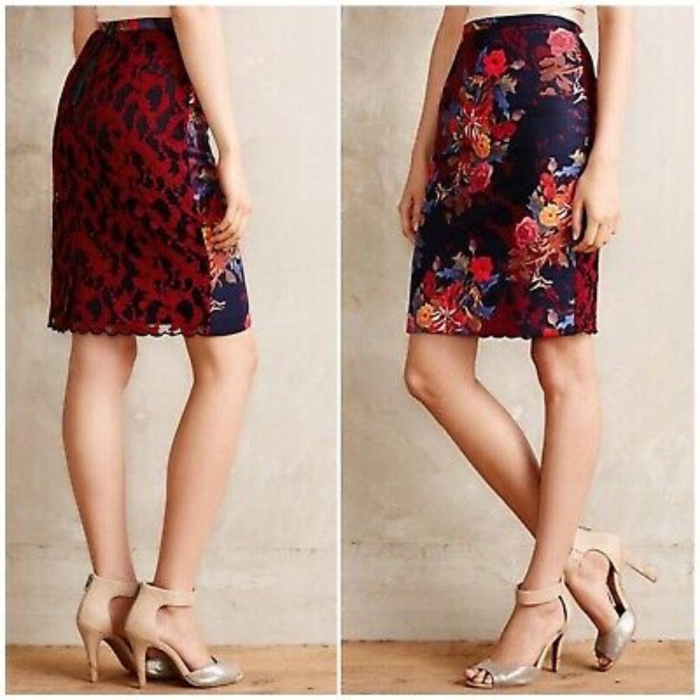 Leifsdottir - Lace Backed skirt